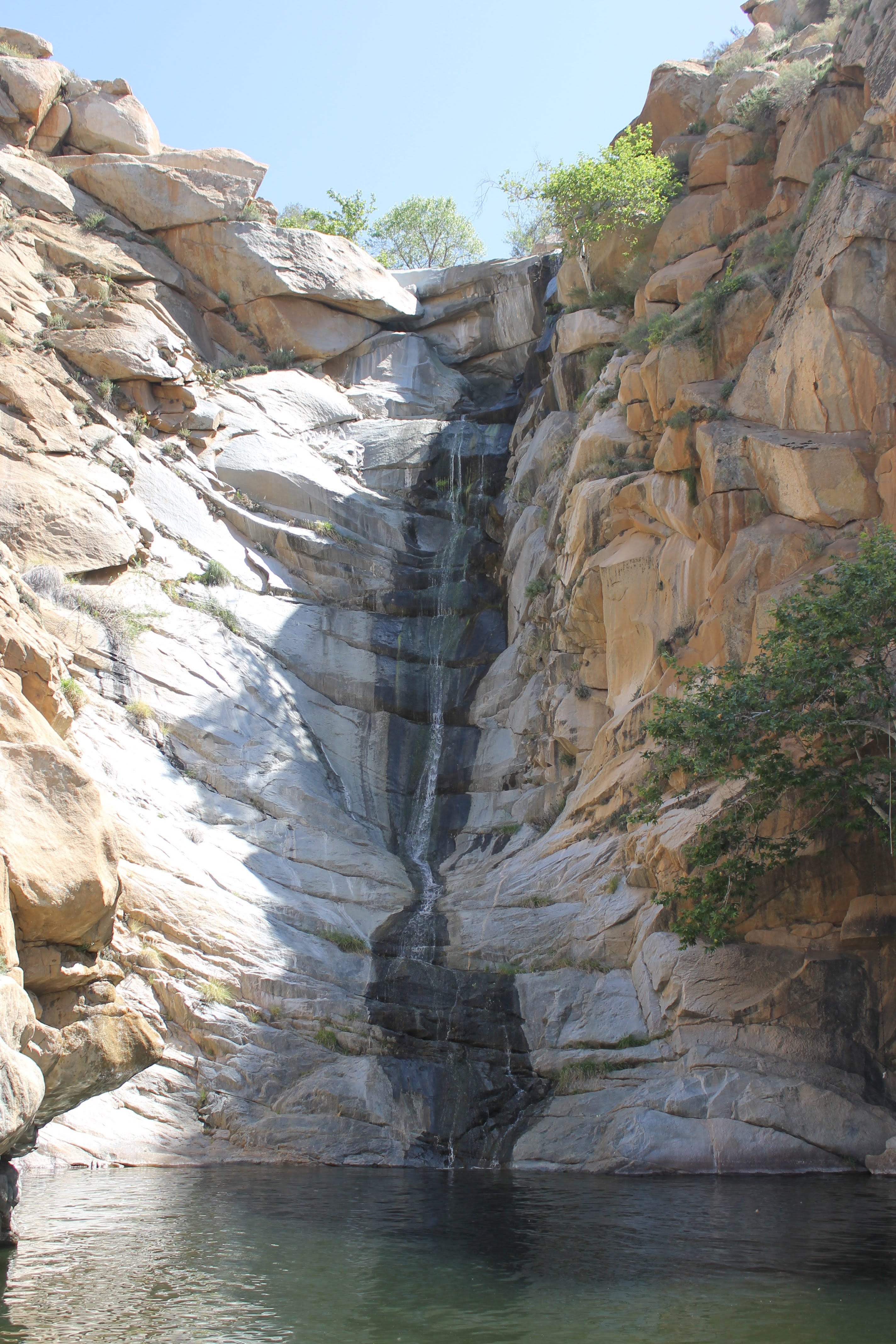 Devil's Punch Bowl - Cedar Creek Falls Trail California