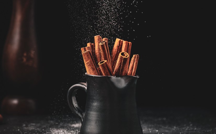 Taste Testing Molten Cinnamon Rolls by&nbsp;Tasty